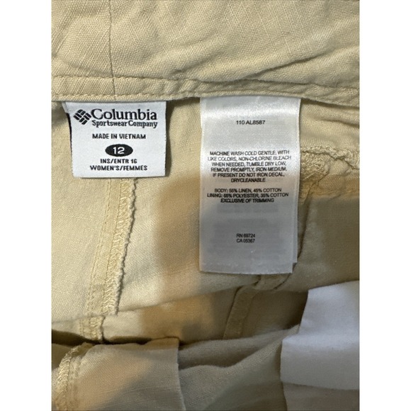 Columbia Sportswear Women's Beige Cargo Capri Hiking Pants Size 12 - Picture 6 of 6